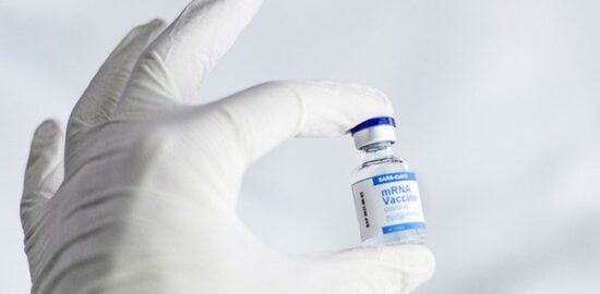 「63歳コロナワクチン（モデルナ）2回目接種」一晩遅れの副反応詳細